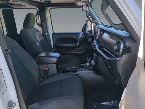 Used 2019 Jeep Wrangler Unlimited Sport S image 18
