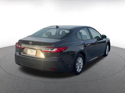 Used 2025 Toyota Camry LE image 15
