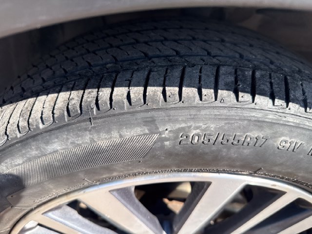 Certified 2023 Nissan Kicks SV FWD image 15