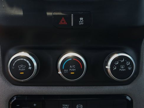 Used 2023 RAM 5500 Tradesman image 38