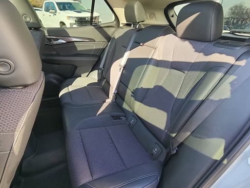 Used 2022 Buick Envision Preferred image 7