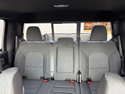 Used 2025 RAM 1500 Big Horn AWD/4WD image 23