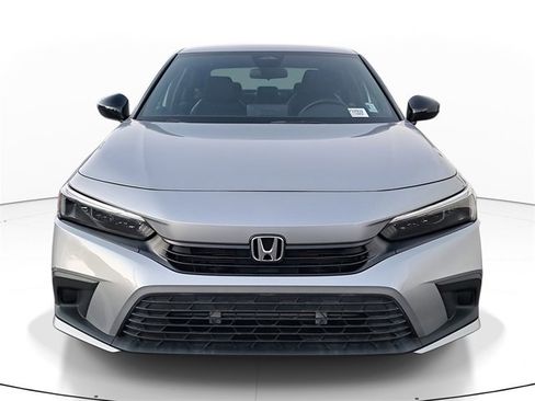 Used 2023 Honda Civic Sport image 2