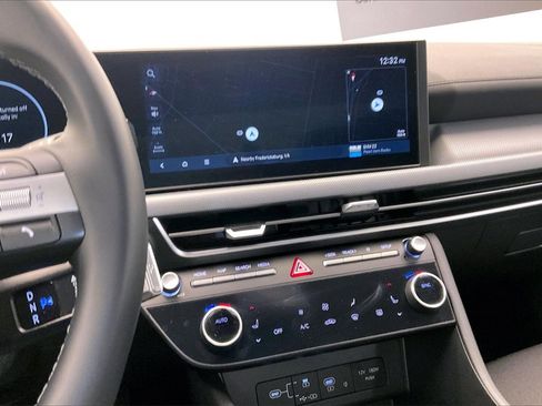 Used 2024 Hyundai Sonata SEL w/ Convenience Package image 5