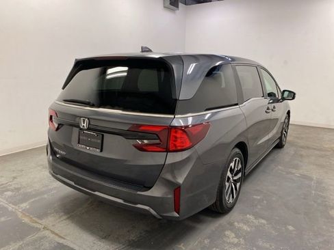 Certified 2025 Honda Odyssey EX-L image 6