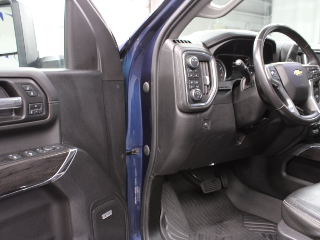 Used 2020 Chevrolet Silverado 2500 LTZ w/ LTZ Premium Package AWD/4WD image 60