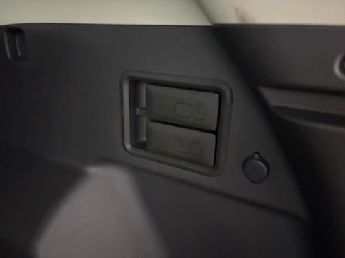 Used 2023 GMC Terrain Denali image 13