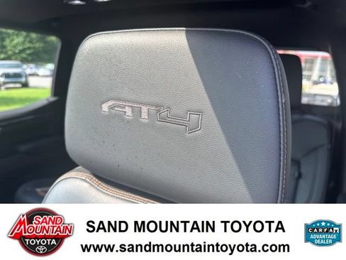 Used 2023 GMC Sierra 1500 AT4 w/ AT4 Premium Package AWD/4WD image 18