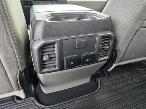 Used 2019 Ford F450 XLT w/ XLT Premium Package image 13