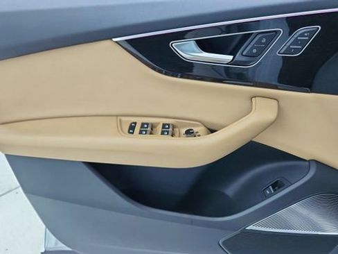 Used 2021 Audi Q8 Prestige w/ Prestige Package AWD/4WD image 34