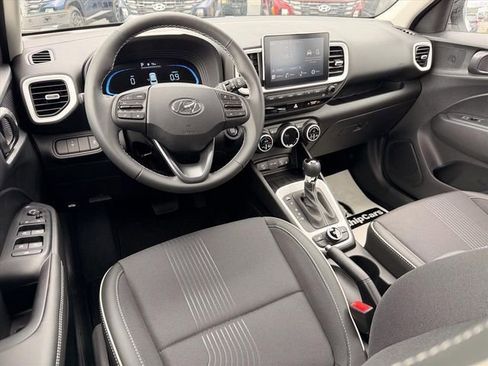 New 2026 Hyundai Venue SEL FWD image 7