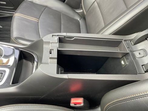 Used 2022 Chevrolet Equinox Premier image 15