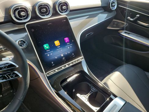 Used 2024 Mercedes-Benz CLE 300 4MATIC Coupe image 19