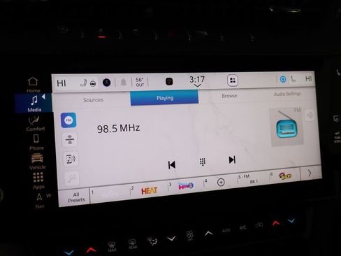 New 2026 Jeep Grand Cherokee Altitude image 31