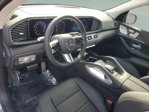 New 2026 Mercedes-Benz GLS 450 4MATIC image 21