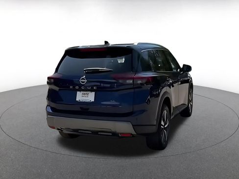 Used 2026 Nissan Rogue SL FWD image 11