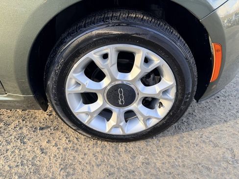 Used 2016 FIAT 500 Lounge image 10