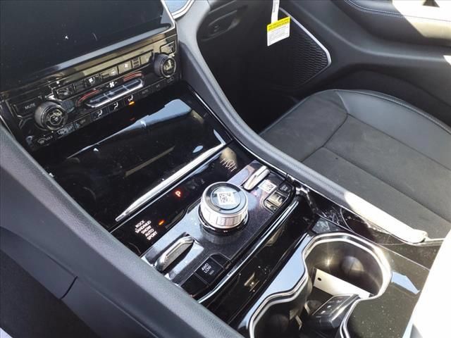 New 2023 Jeep Grand Cherokee Trailhawk AWD/4WD image 18