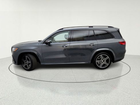 New 2026 Mercedes-Benz GLS 450 4MATIC image 3