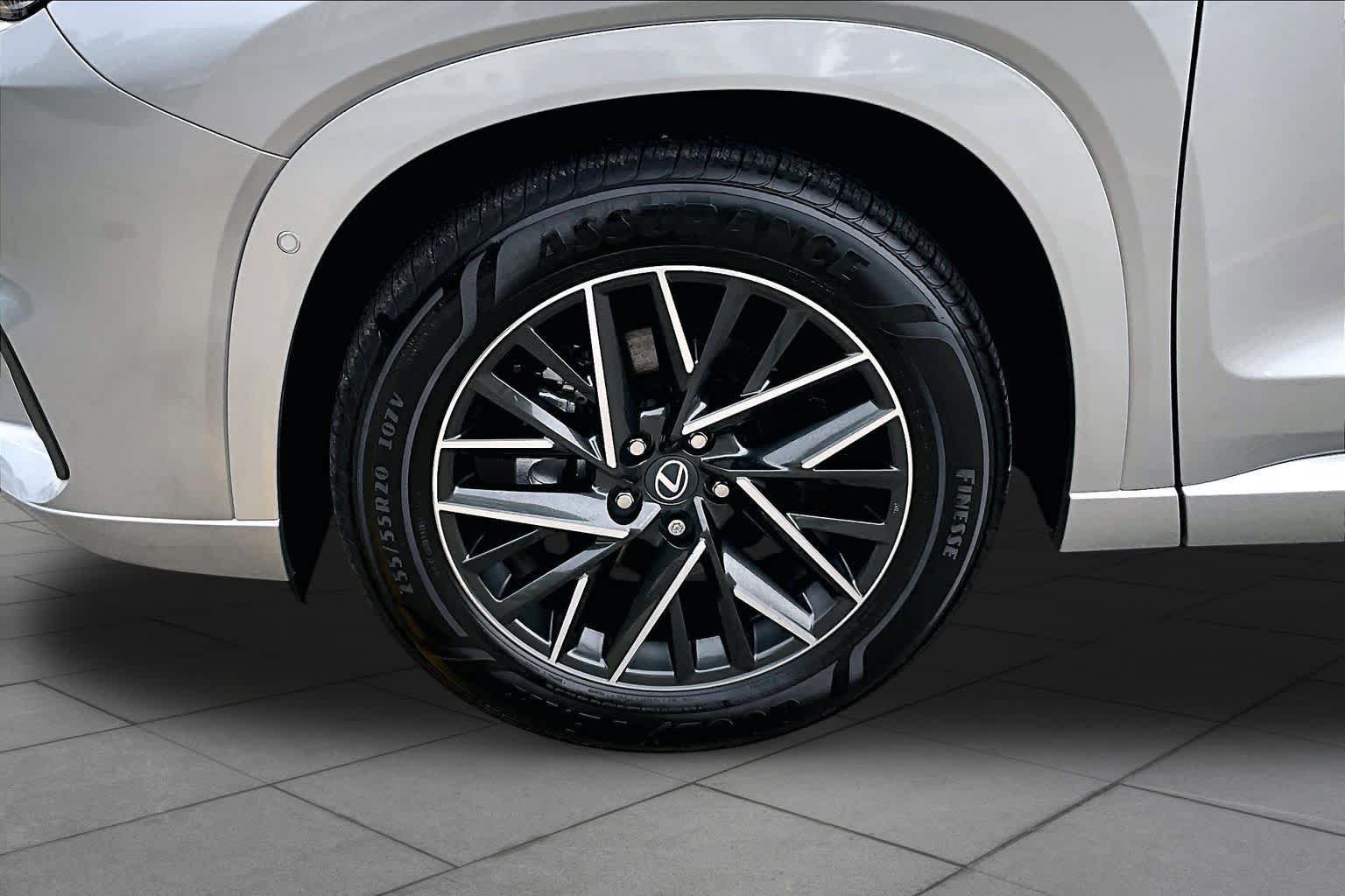 Used 2026 Lexus TX 350 AWD w/ Technology Package image 11