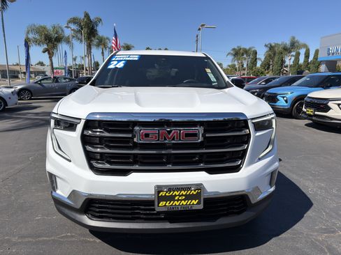 Used 2026 GMC Acadia Elevation w/ Elevation Premium Package FWD image 47