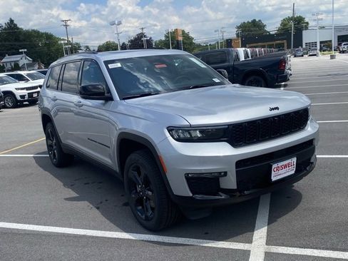 New 2025 Jeep Grand Cherokee L Limited w/ Luxury Tech Group II image 2
