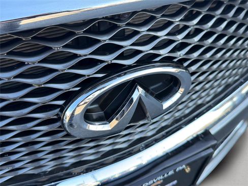 Used 2015 INFINITI Q70 3.7 image 9