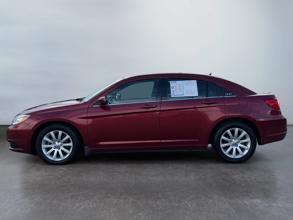 Used 2014 Chrysler 200 Touring FWD image 6