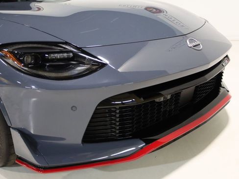 Used 2024 Nissan Z NISMO w/ Floor Mat Package image 29