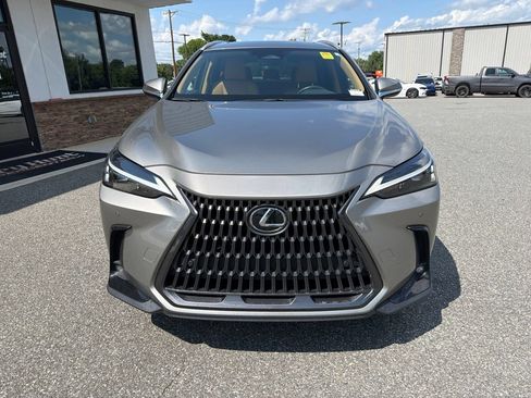 Used 2025 Lexus NX 350 AWD w/ Accessory Package (Z2) image 11