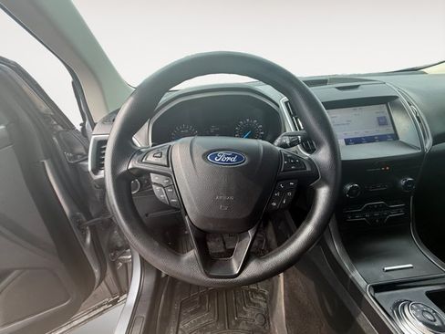 Used 2020 Ford Edge SE AWD/4WD image 12