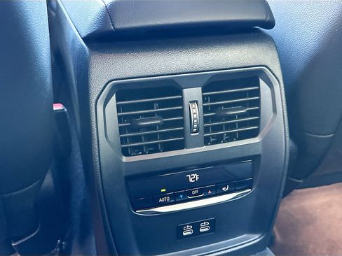 Certified 2023 BMW 330i Sedan w/ Convenience Package image 25