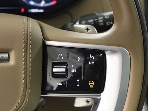 Used 2024 Land Rover Range Rover SE image 27