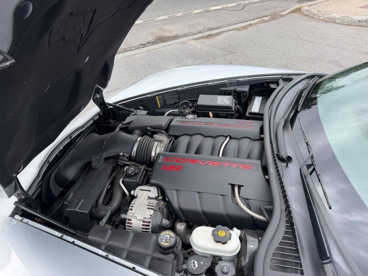 Used 2011 Chevrolet Corvette Convertible w/ Preferred Equipment Group RWD image 22