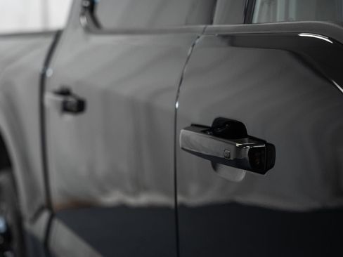 Used 2023 Ford F150 Lariat w/ Equipment Group 502A High image 19