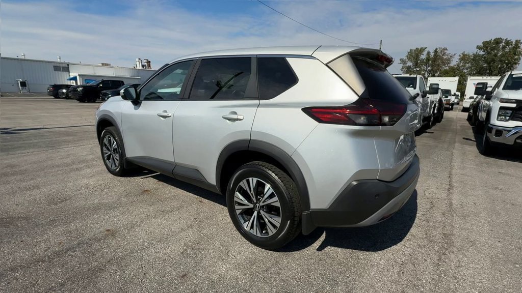 Used 2023 Nissan Rogue SV AWD/4WD image 6