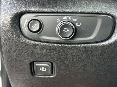 Used 2023 Chevrolet Blazer LT w/ Driver Confidence Package image 25