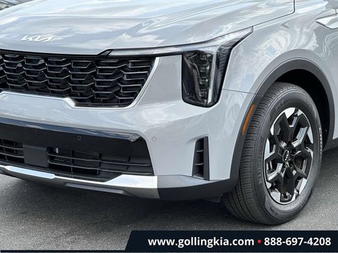 Certified 2026 Kia Sorento S FWD image 6