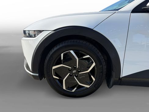 Certified 2023 Hyundai Ioniq 5 SEL w/ Cargo Package image 9