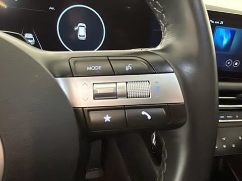 Used 2025 Hyundai Tucson SEL FWD image 16