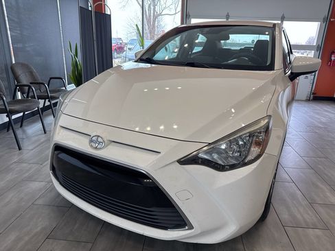 Used 2016 Scion iA image 7
