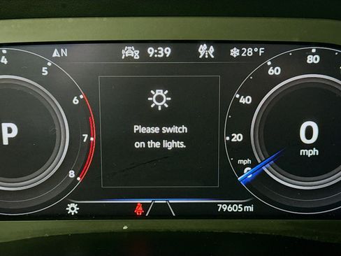 Used 2022 Volkswagen Atlas Cross Sport SEL R-Line image 17