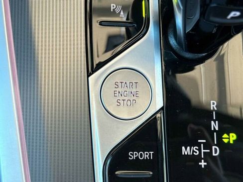 Used 2023 BMW X5 xDrive40i w/ Parking Assistance Package image 28