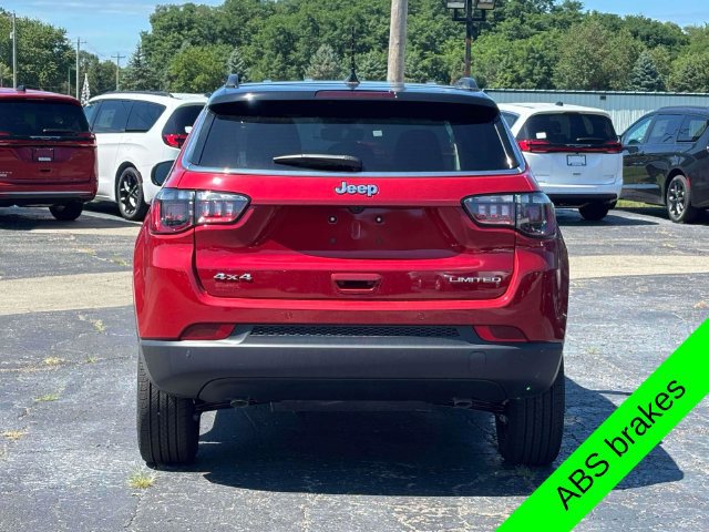 New 2026 Jeep Compass Limited AWD/4WD image 31