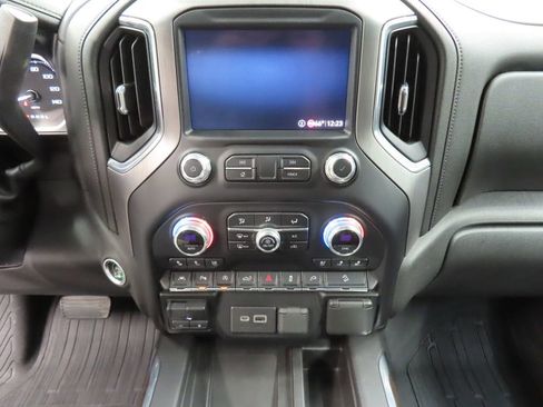 Used 2020 GMC Sierra 1500 Denali w/ Driver Alert Package II AWD/4WD image 16