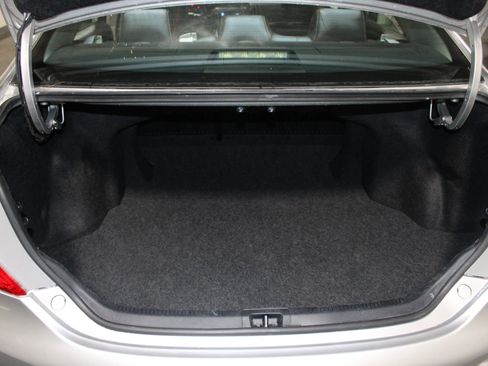 Used 2012 Toyota Camry LE image 23