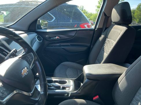 Used 2019 Chevrolet Equinox LT FWD image 10