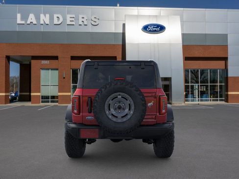 New 2025 Ford Bronco Badlands image 5