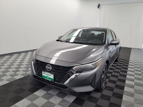 Used 2024 Nissan Sentra SV image 15