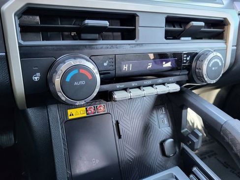 Used 2025 Toyota Tacoma SR5 image 18